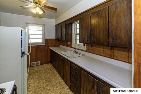 744 16th NE Mason City IA 50401