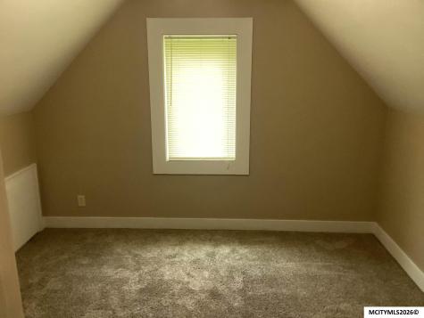 717 1st SW Mason City IA 50401