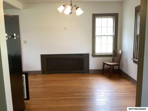 717 1st SW Mason City IA 50401