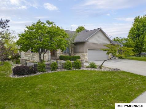 1153 Onyx Court Mason City IA 50401