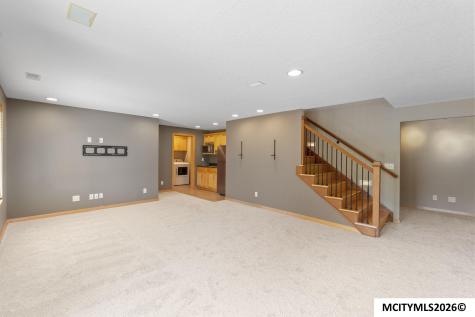 1153 Onyx Court Mason City IA 50401