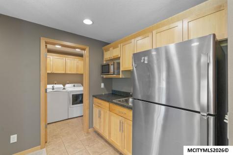 1153 Onyx Court Mason City IA 50401