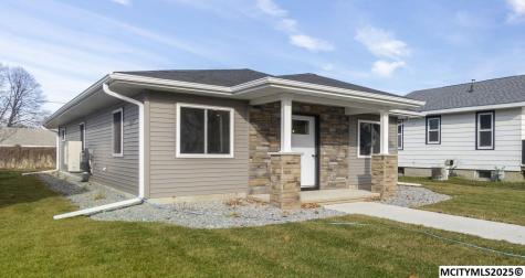 138 25th SW Mason City IA 50401