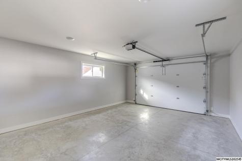 138 25th SW Mason City IA 50401