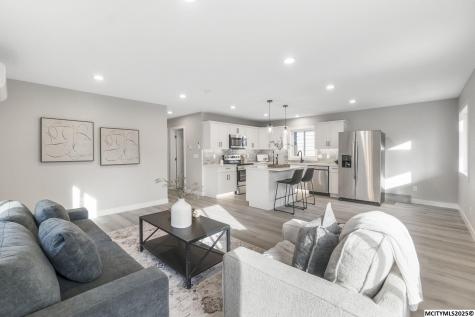 138 25th SW Mason City IA 50401