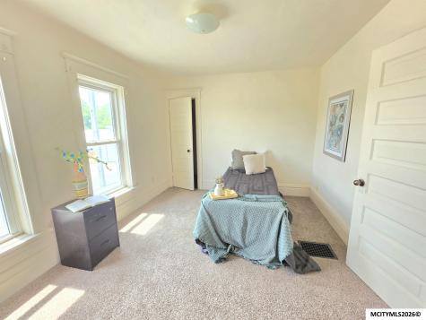 210 1st SW Mason City IA 50401