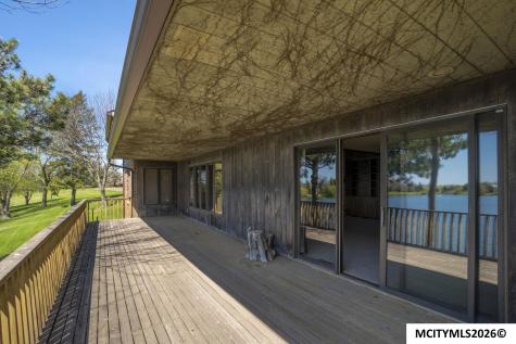 11642 Indigo Avenue Clear Lake IA 50428