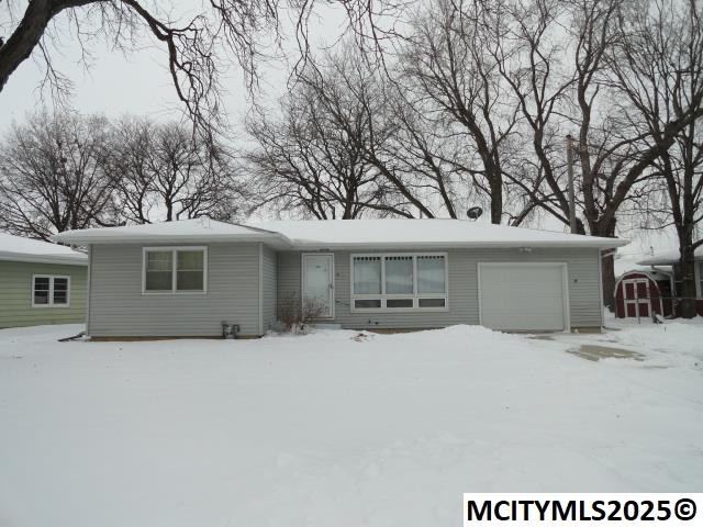 111 Country Circle Mason City IA 50401
