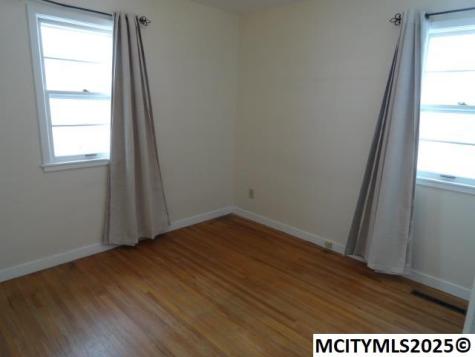 111 Country Circle Mason City IA 50401