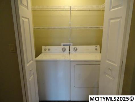 111 Country Circle Mason City IA 50401