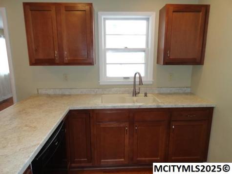 111 Country Circle Mason City IA 50401