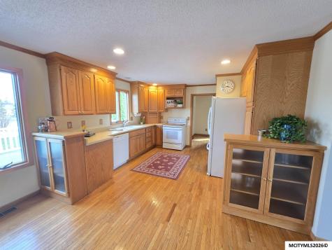 225 Jamestown Road Mason City IA 50401