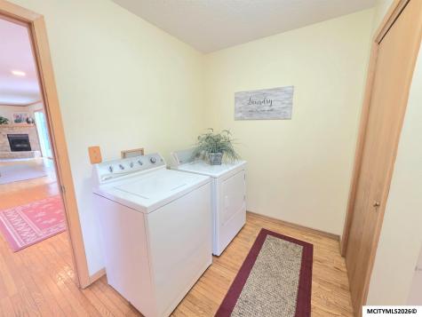 225 Jamestown Road Mason City IA 50401
