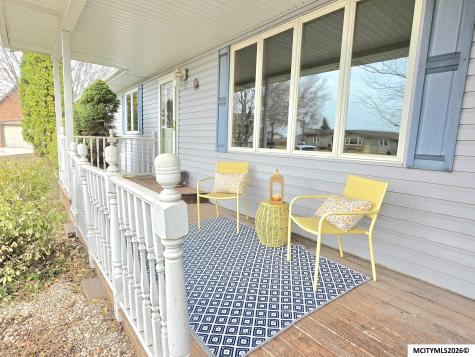 225 Jamestown Road Mason City IA 50401