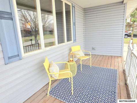 225 Jamestown Road Mason City IA 50401