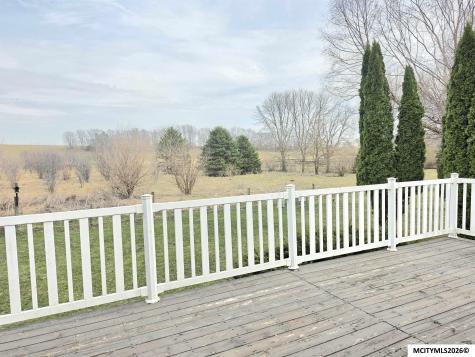 225 Jamestown Road Mason City IA 50401