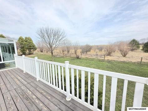 225 Jamestown Road Mason City IA 50401