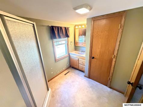 211 S 4th Street Greene IA 50636