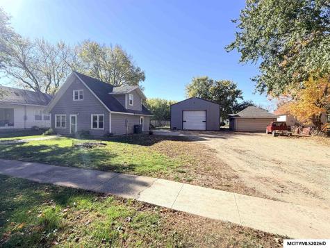 211 S 4th Street Greene IA 50636