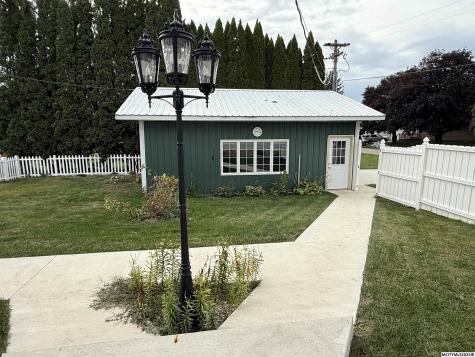 627 1st Street N Rockwell IA 50469