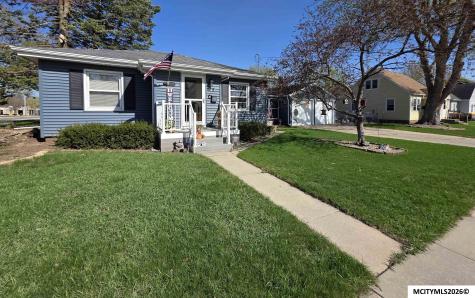 5 S Vermont Mason City IA 50401