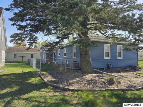 5 S Vermont Mason City IA 50401