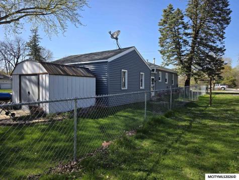 5 S Vermont Mason City IA 50401