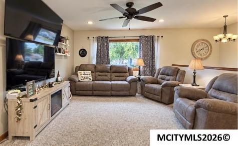 841 9th Street SE Mason City IA 50401