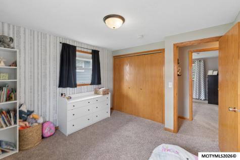 706 6th SE Mason City IA 50401