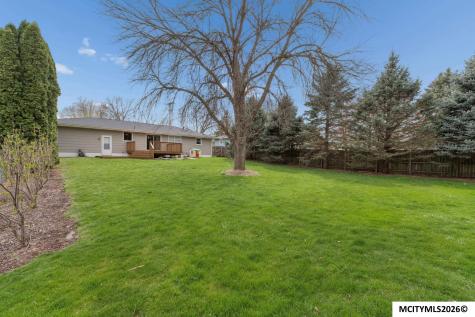 706 6th SE Mason City IA 50401
