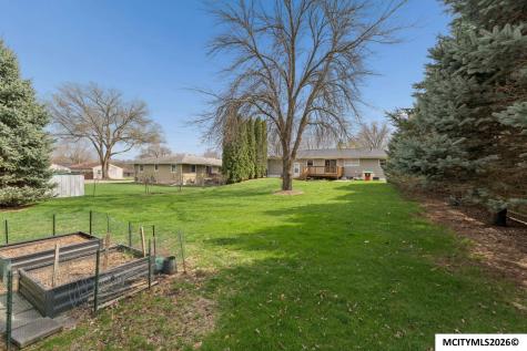 706 6th SE Mason City IA 50401