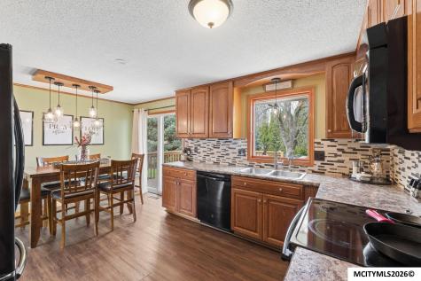 706 6th SE Mason City IA 50401