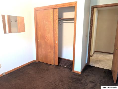 1303 2nd NW Mason City IA 50401