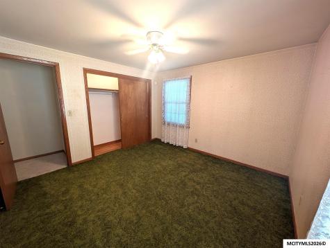 1303 2nd NW Mason City IA 50401