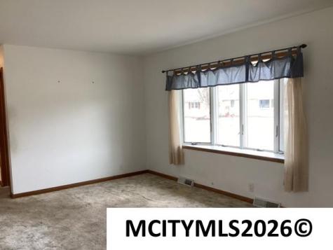 43 Sunny Circle Mason City IA 50401