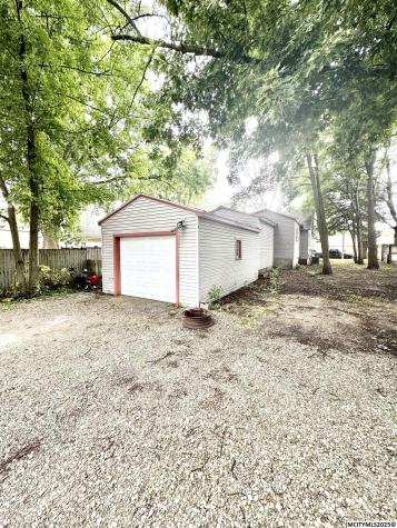 204 S 12th Street Clear Lake IA 50428