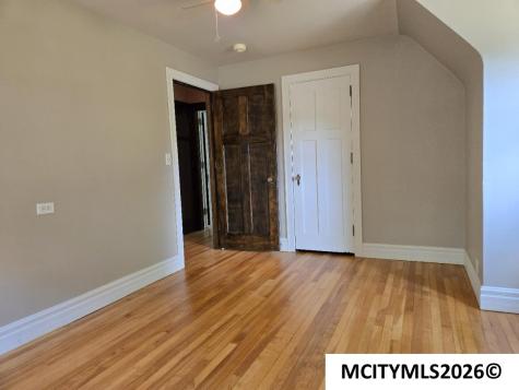 76 N Crescent Drive Mason City IA 50401
