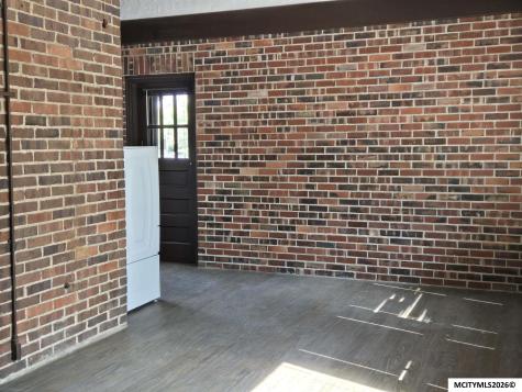 76 N Crescent Drive Mason City IA 50401