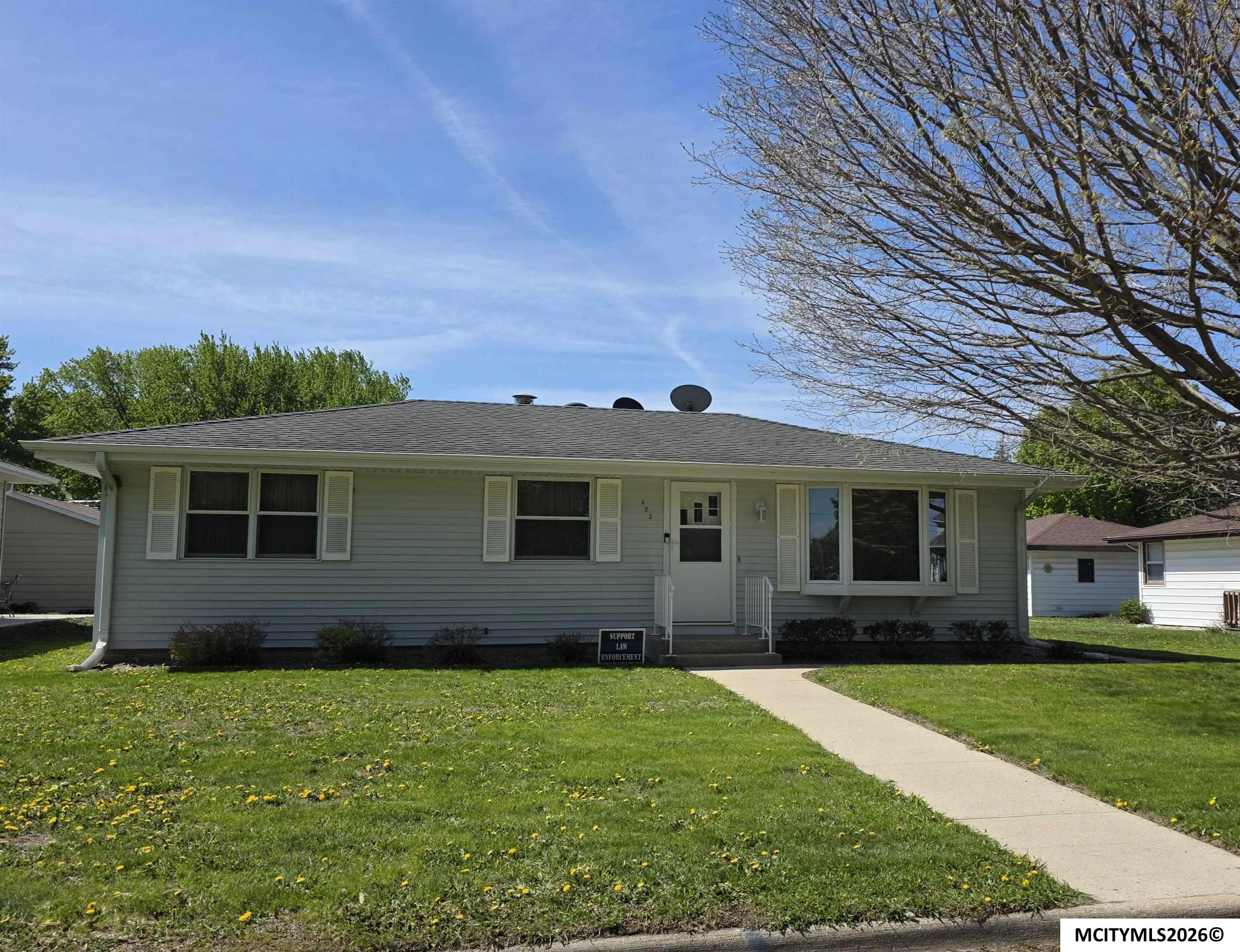 425 27th Street SW Mason City IA 50401