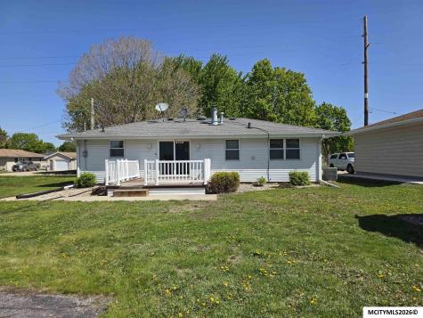 425 27th Street SW Mason City IA 50401