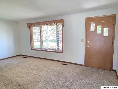 425 27th Street SW Mason City IA 50401