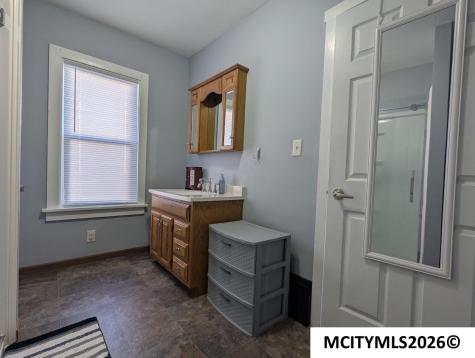 321 21st SE Mason City IA 50401