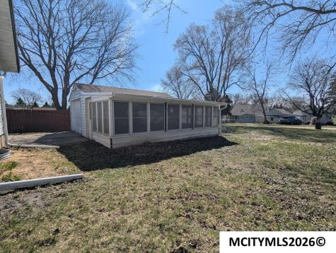 321 21st SE Mason City IA 50401