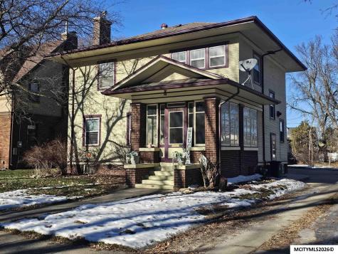 106 10th NW Mason City IA 50401