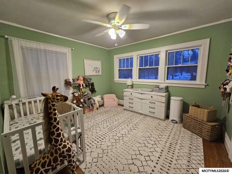 106 10th NW Mason City IA 50401