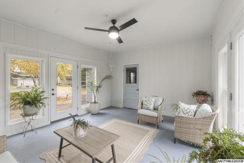 5 Lakeview Drive Mason City IA 50401