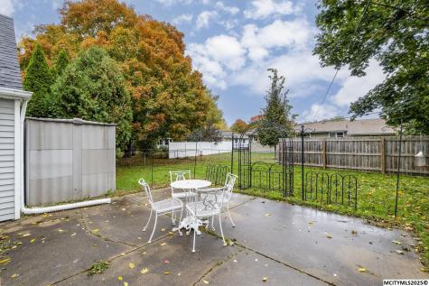 5 Lakeview Drive Mason City IA 50401