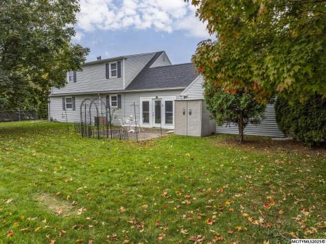 5 Lakeview Drive Mason City IA 50401