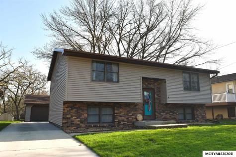 1121 15th NE Mason City IA 50401