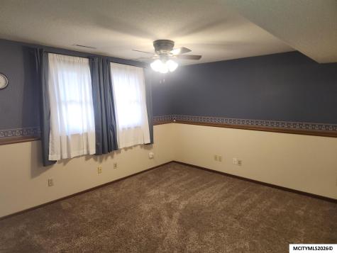 1121 15th NE Mason City IA 50401